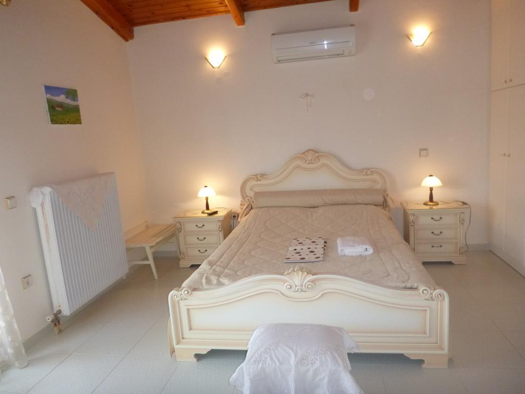 Villa Faidra เอเรเทรีย ภายนอก รูปภาพ